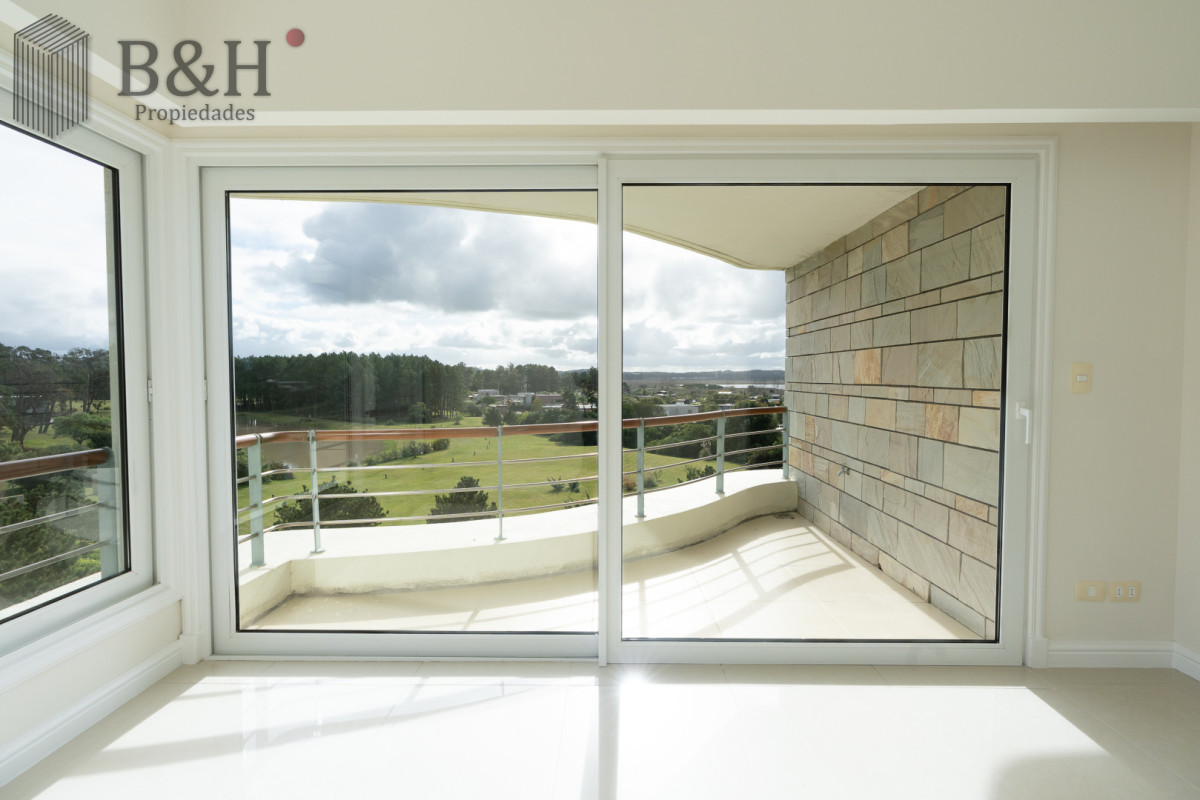 Apartamento ID.7351 - Apartamento en venta Playa Mansa 4 ambientes