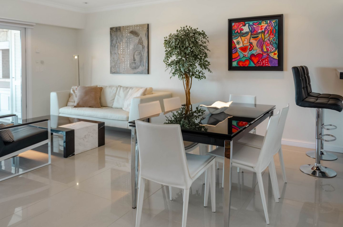 Apartamento en venta y alquiler temporal en Punta del Este