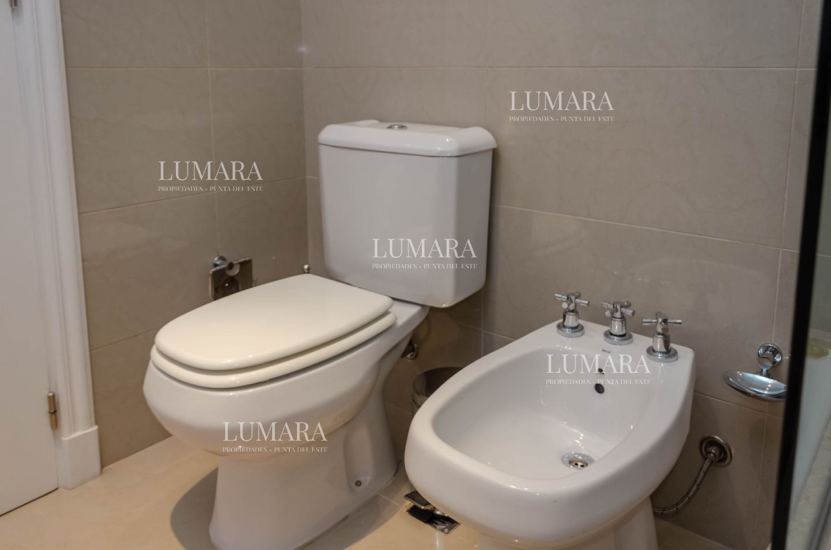 Apartamento ID.2814 - Apartamento en venta Playa Mansa 3 ambientes