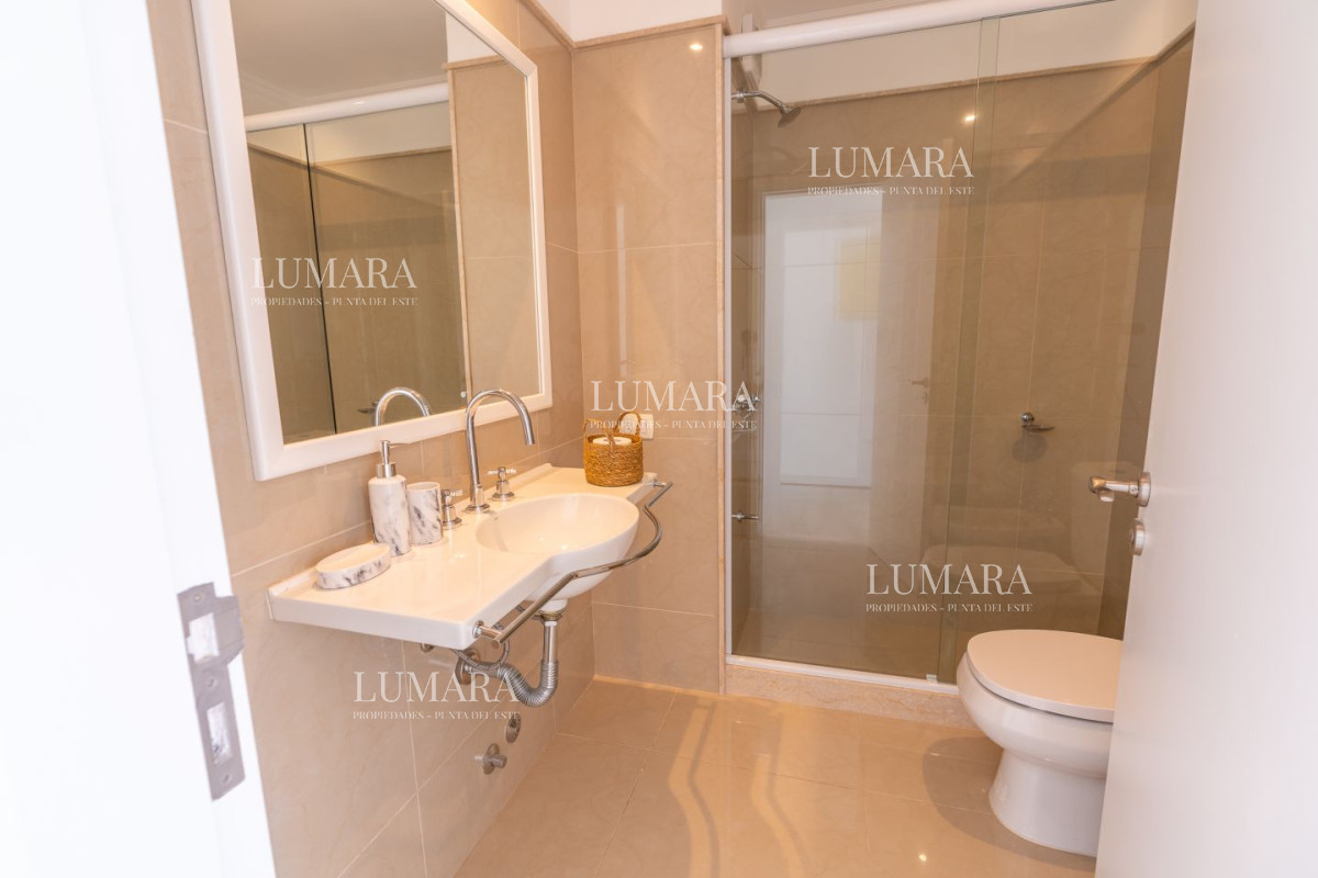 Apartamento ID.2686 - Apartamento en venta Playa Mansa 4 ambientes