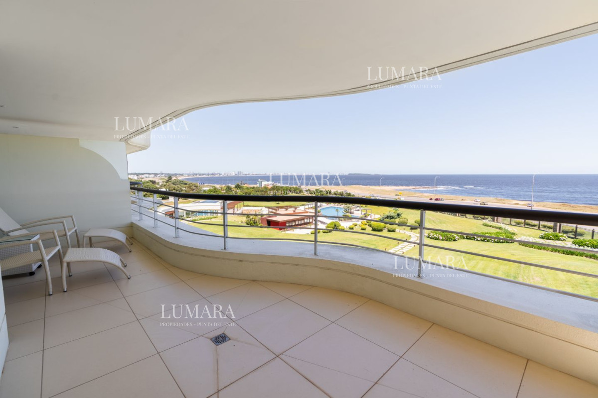 Apartamento ID.2686 - Apartamento en venta Playa Mansa 4 ambientes