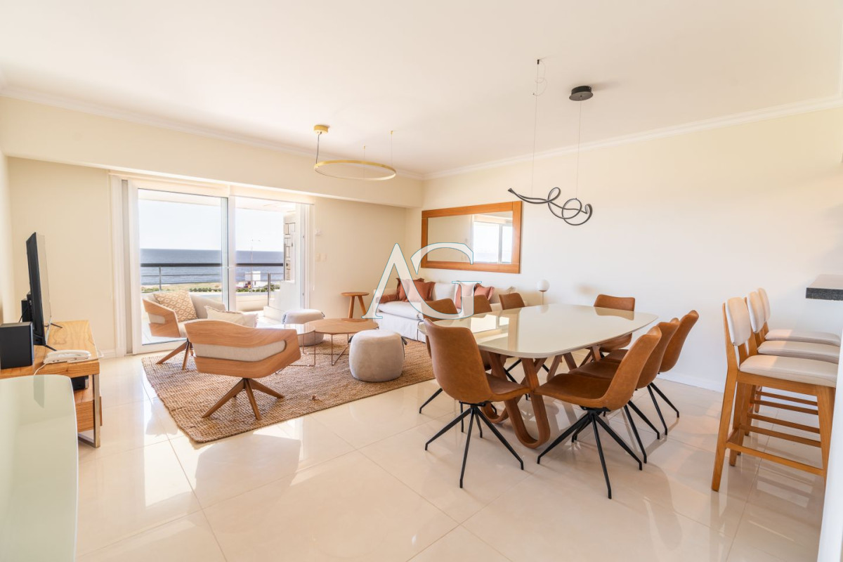 Apartamento ID.225 - Apartamento en venta Playa Mansa 4 ambientes