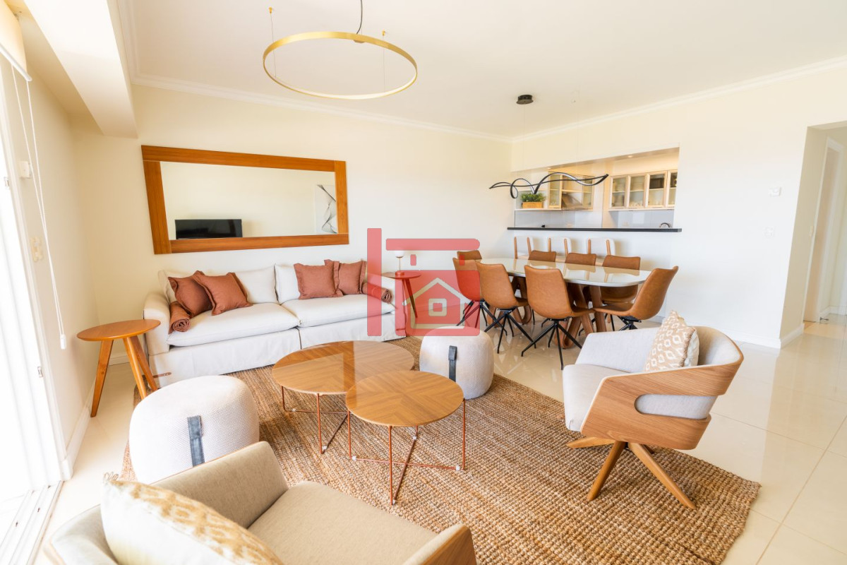 Apartamento ID.51 - Apartamento en venta Playa Mansa 4 ambientes