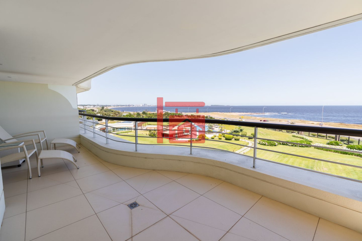 Apartamento ID.51 - Apartamento en venta Playa Mansa 4 ambientes