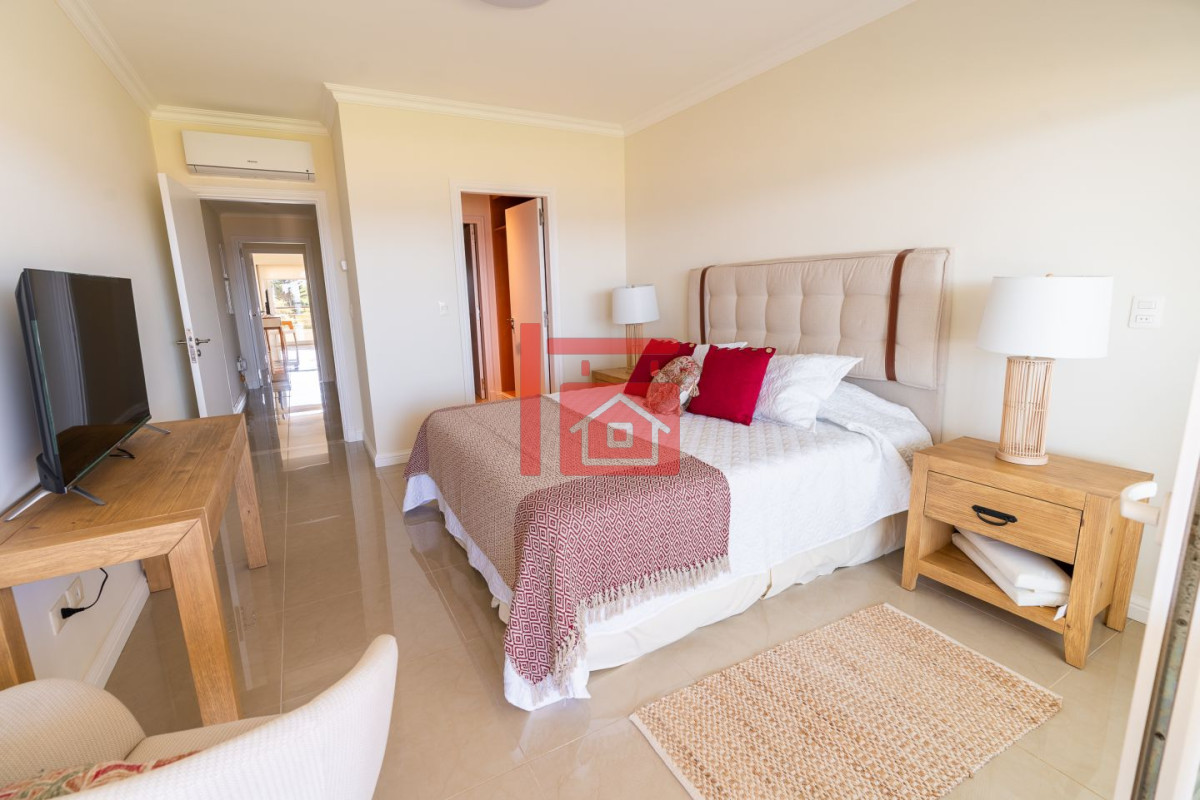 Apartamento ID.51 - Apartamento en venta Playa Mansa 4 ambientes