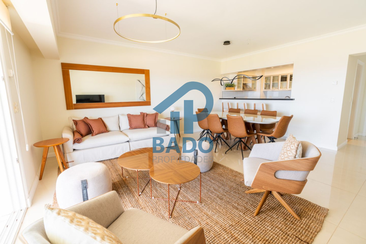 Apartamento ID.68 - Apartamento en Venta - Playa Mansa 4 ambientes