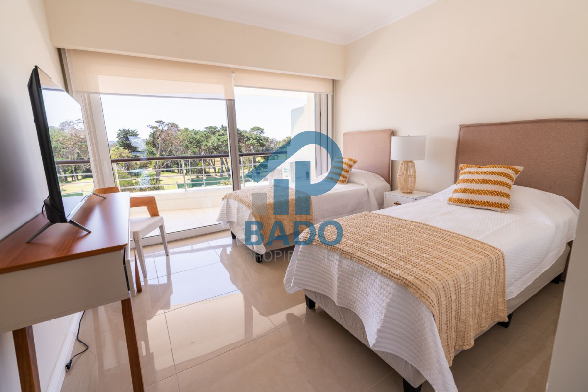 Apartamento ID.68 - Apartamento en Venta - Playa Mansa 4 ambientes