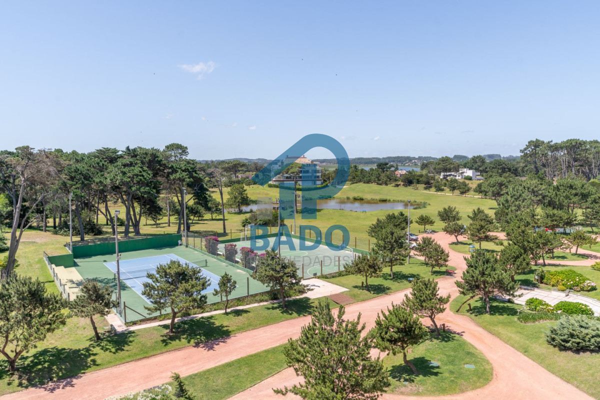 Apartamento ID.68 - Apartamento en Venta - Playa Mansa 4 ambientes