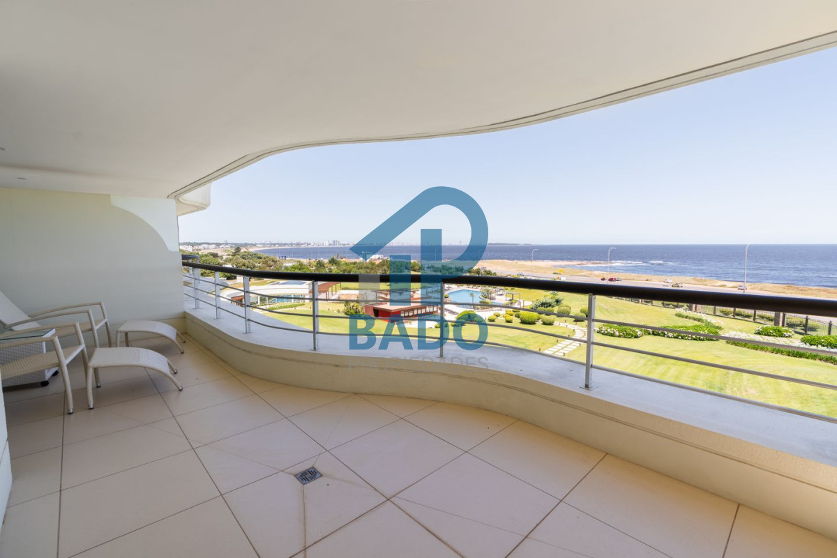 Apartamento ID.68 - Apartamento en Venta - Playa Mansa 4 ambientes