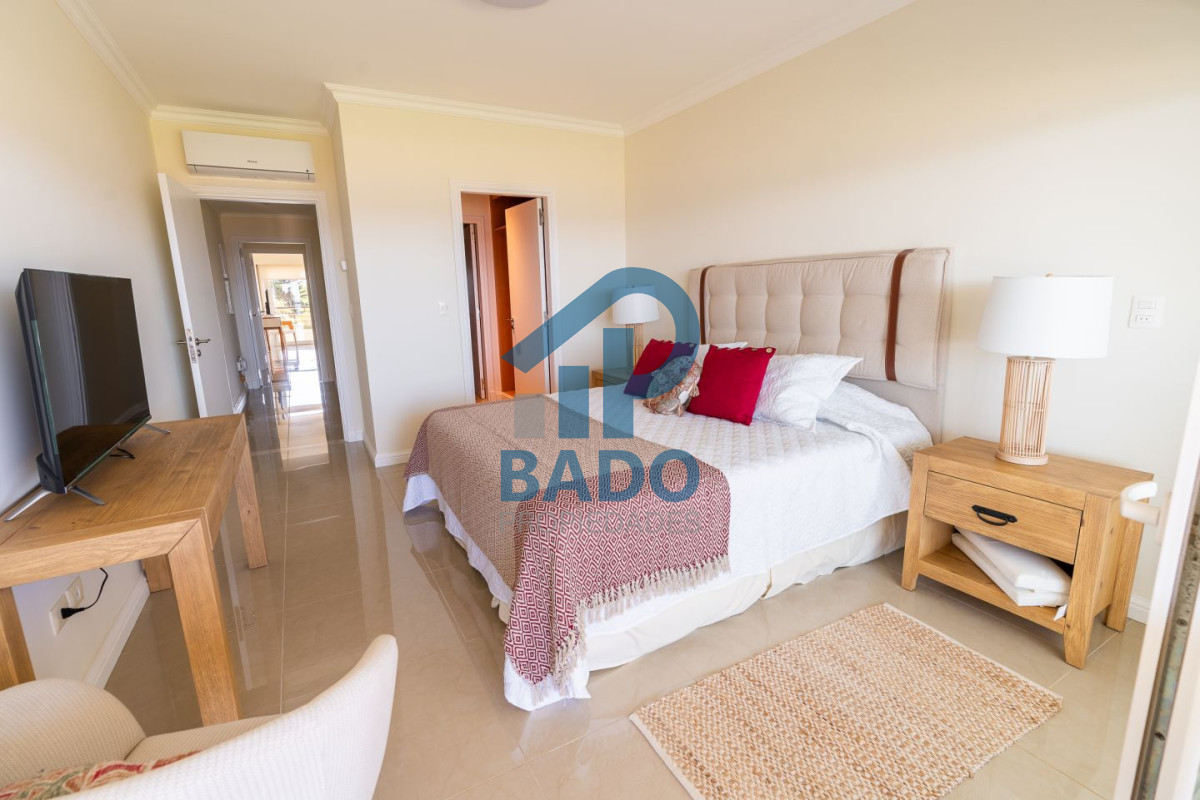 Apartamento ID.68 - Apartamento en Venta - Playa Mansa 4 ambientes