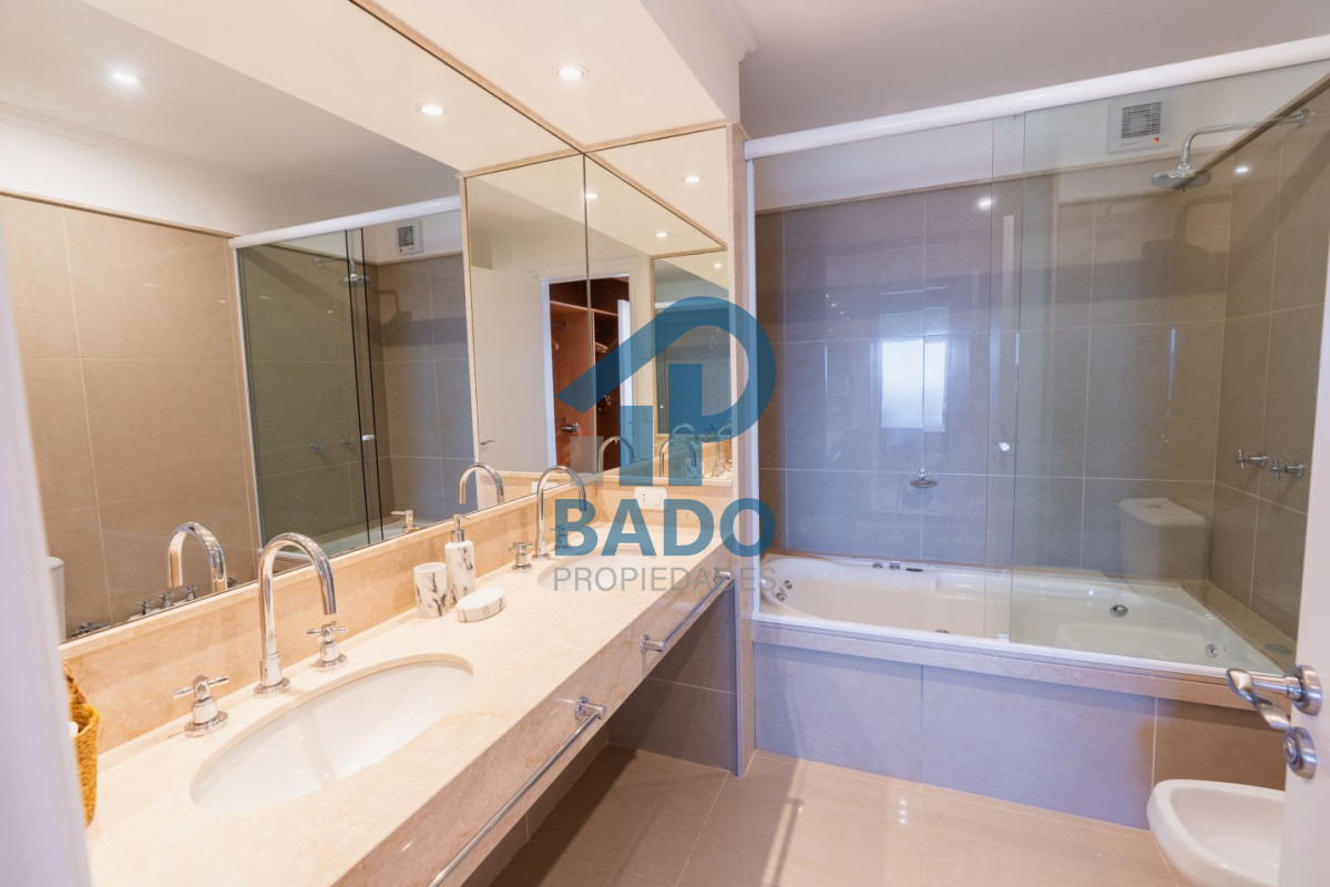 Apartamento ID.68 - Apartamento en Venta - Playa Mansa 4 ambientes
