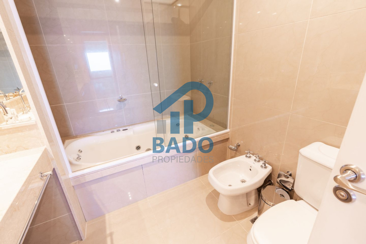 Apartamento ID.68 - Apartamento en Venta - Playa Mansa 4 ambientes