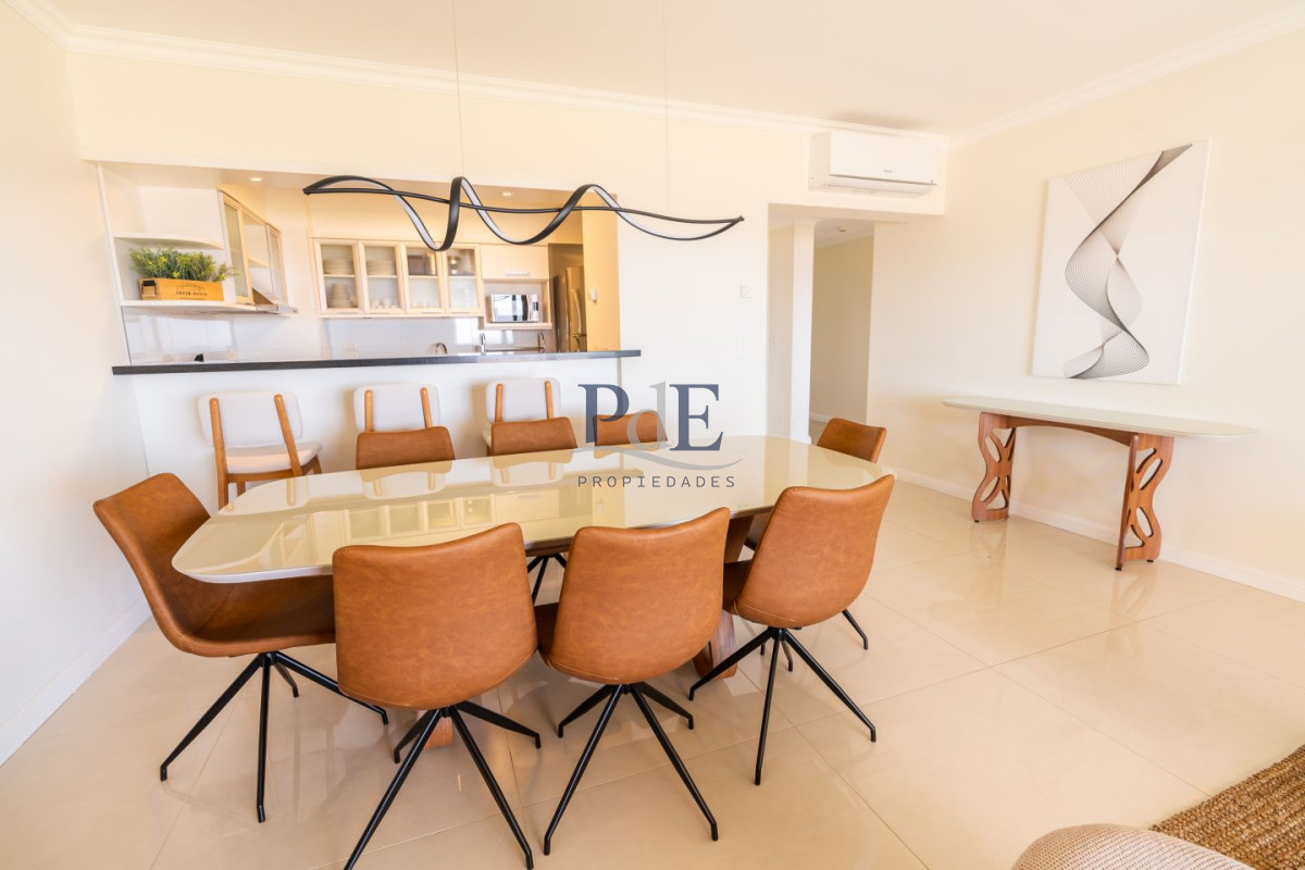Penthouse a Estrenar con Vista al Mar, Mansa. Punta del Este. - Imagen 2