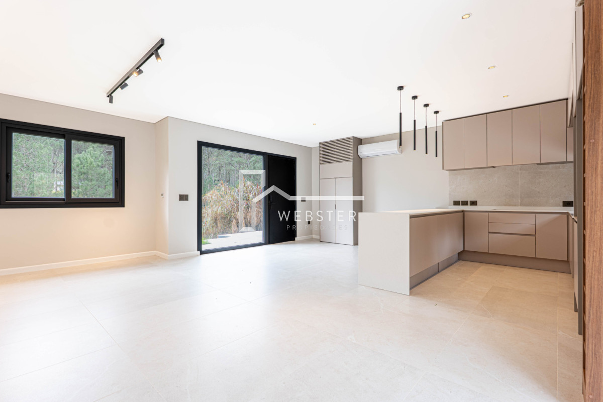 Casa ID.2856 - Casa a estrenar en venta,  3 Dormitorios - Club del Lago, Punta ballena - Punta del Este 