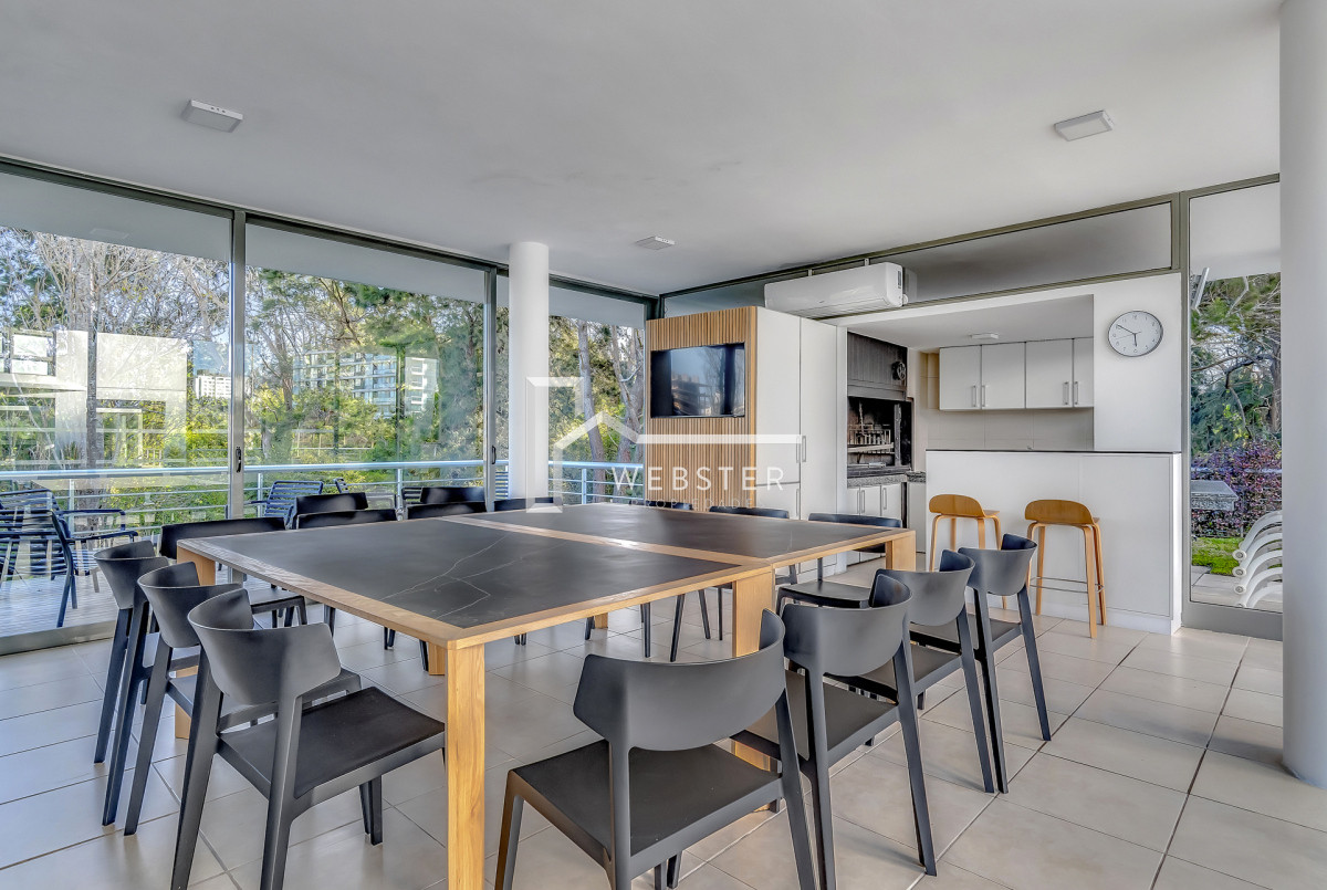 Apartamento ID.2392 - Venta Apartamento 3 Dormitorios - Punta del Este - Playa Brava 