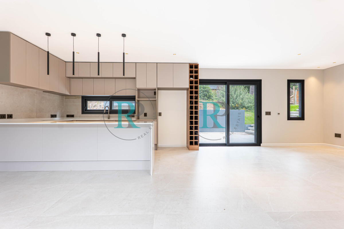 Casa ID.2823 - Casa a estrenar en venta,  3 Dormitorios - Club del Lago, Punta ballena - Punta del Este 