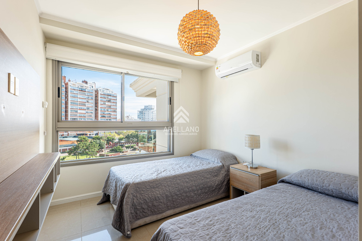Apartamento ID.5231 - Playa Brava 2 Dormitorios a 100 mts del Mar, Punta del Este 