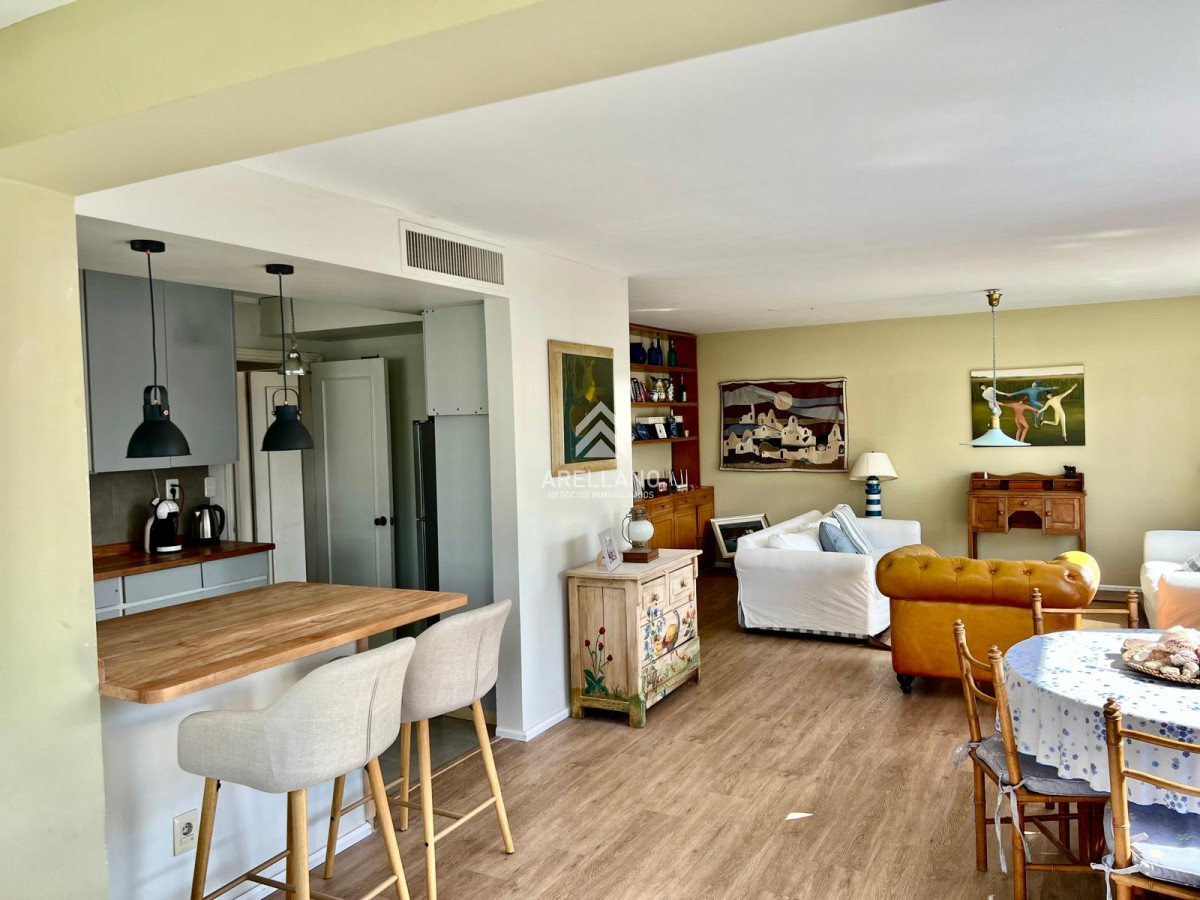 Apartamento ID.5649 - Alquiler de Temporada en la Península, Punta del Este 4 Dormitorios