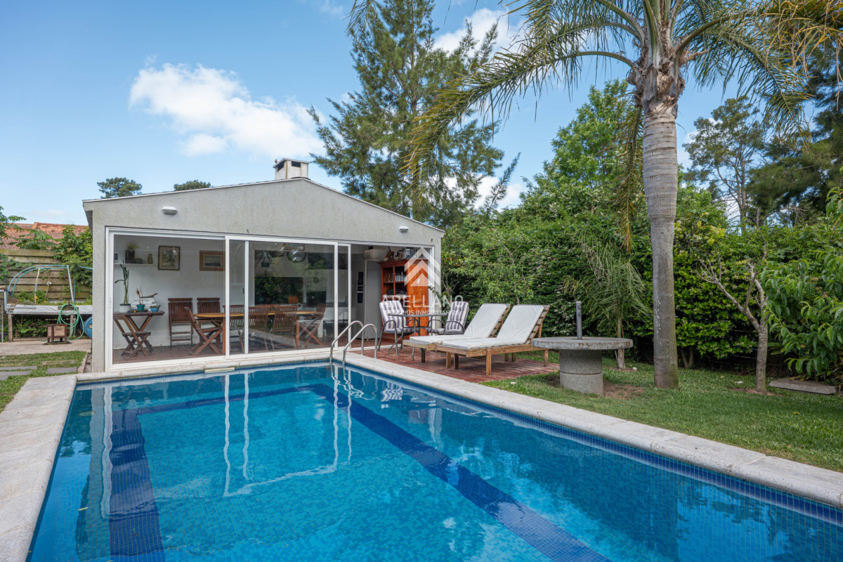 Casa ID.6080 - Venta Casa 3 Dormitorios  - Punta Del Este - Jardínes de Cordoba 