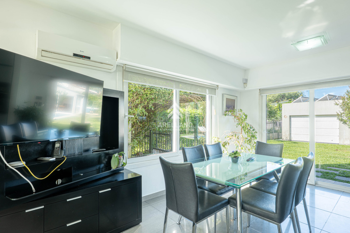 Casa ID.6080 - Venta Casa 3 Dormitorios  - Punta Del Este - Jardínes de Cordoba 