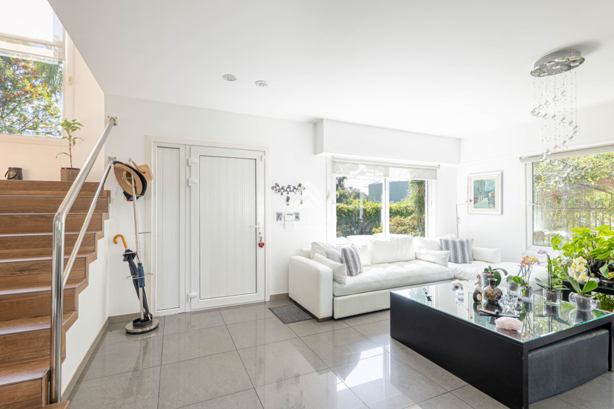 Casa ID.6080 - Venta Casa 3 Dormitorios  - Punta Del Este - Jardínes de Cordoba 