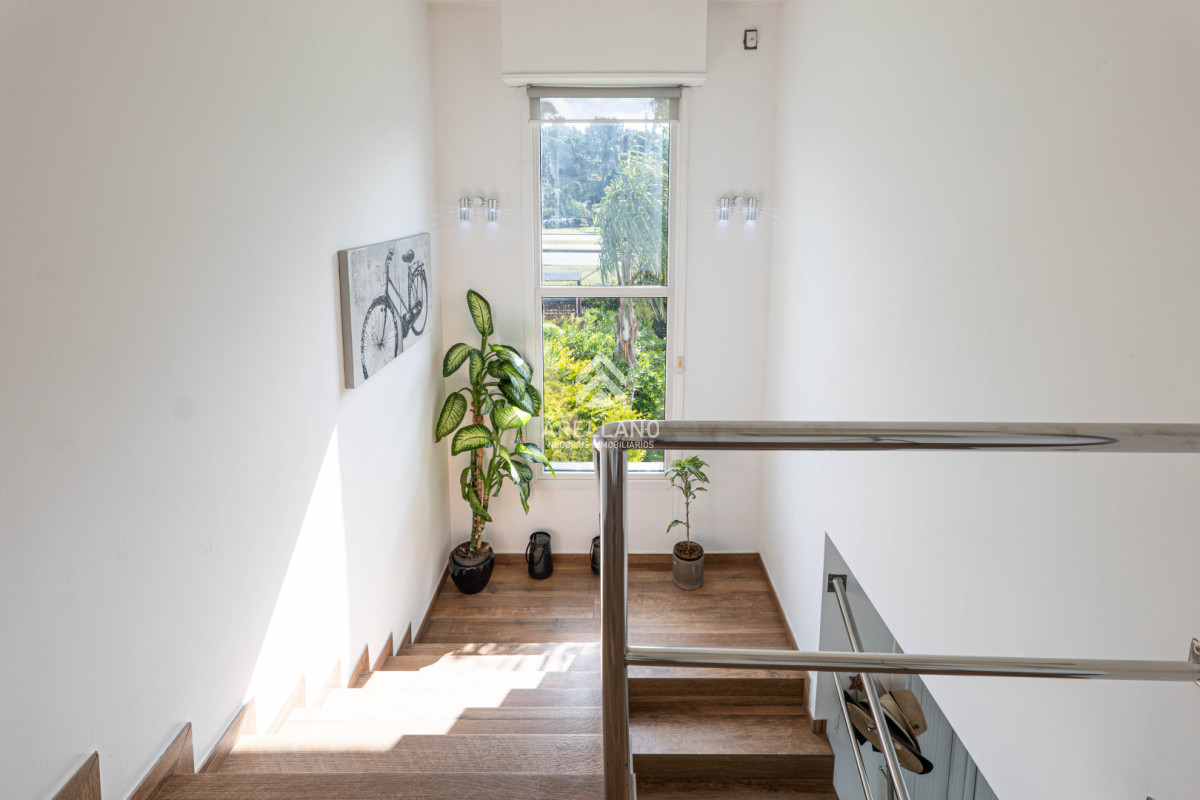 Casa ID.6080 - Venta Casa 3 Dormitorios  - Punta Del Este - Jardínes de Cordoba 