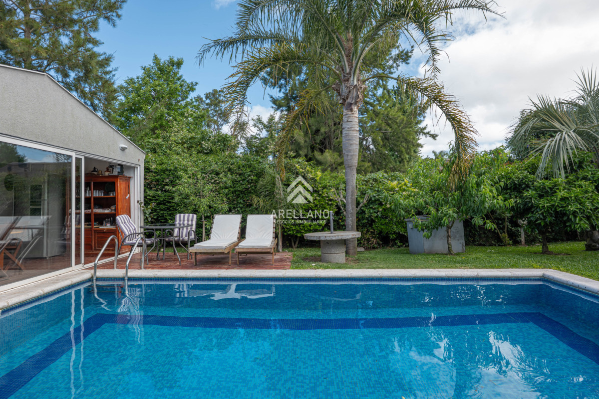 Casa ID.6080 - Venta Casa 3 Dormitorios  - Punta Del Este - Jardínes de Cordoba 