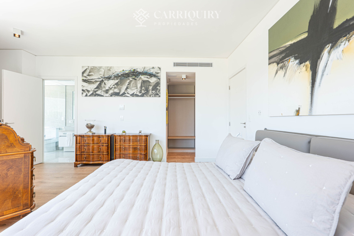 Apartamento ID.9829/Vivir-en-Punta-del-Este-con-su-mayor-confort - Venta Apartamento, 2 Dormitorios en Suite - Punta Del Este - Playa Brava - TRUMP TOWER