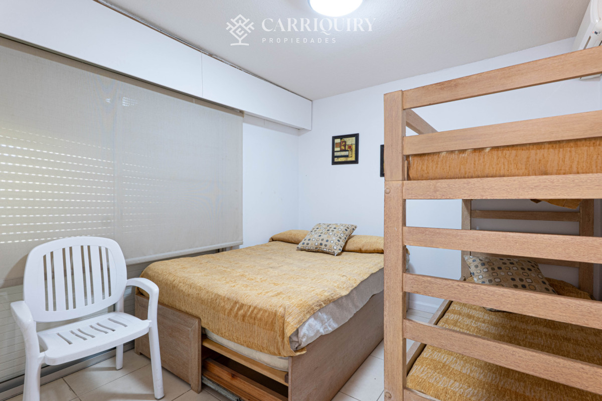 Apartamento ID.10050 - Apartamento en Venta 3 Dormitorios - Patio y Prrillero de uso exclusivo - Punta del Este - Playa Mansa
