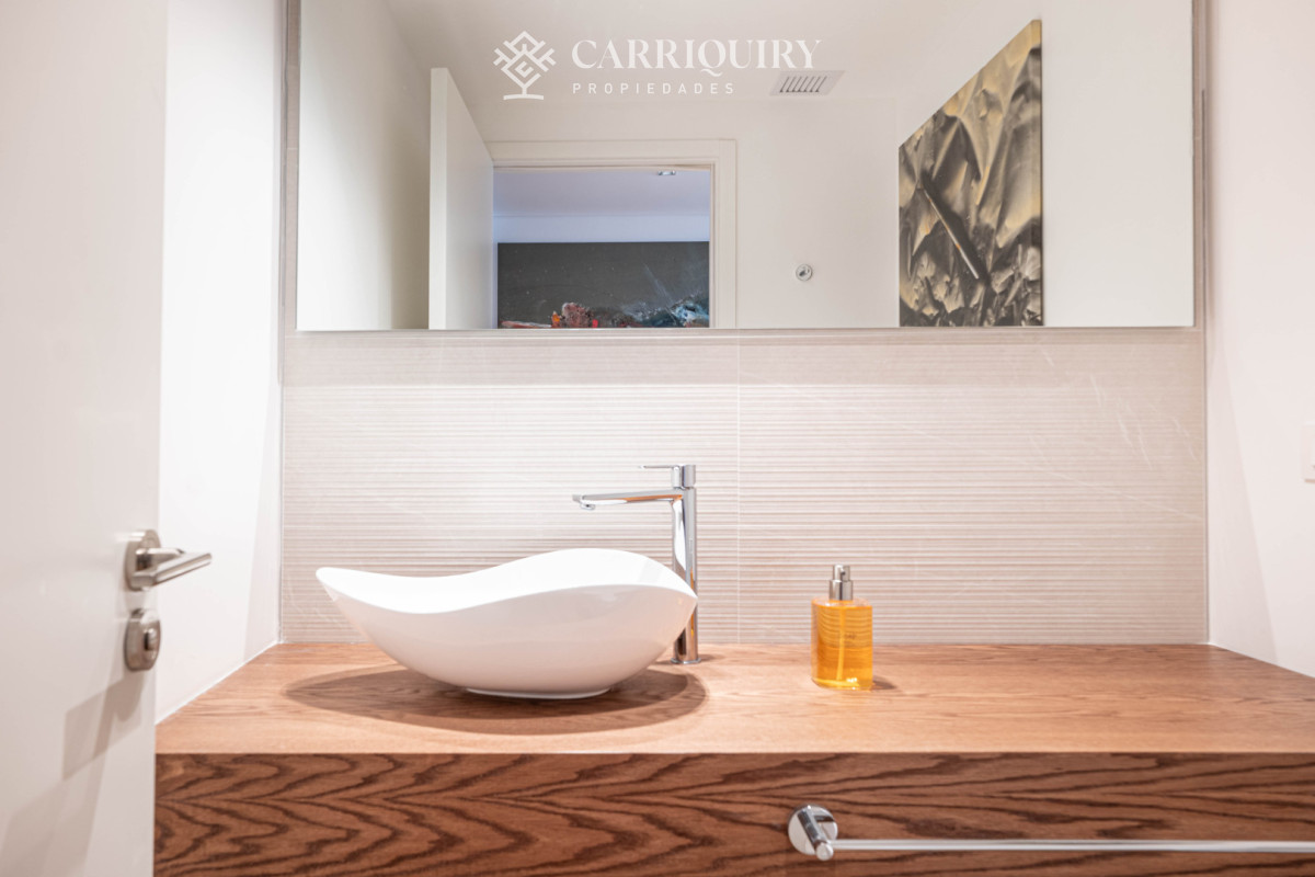 Apartamento ID.9829/Vivir-en-Punta-del-Este-con-su-mayor-confort - Venta Apartamento, 2 Dormitorios en Suite - Punta Del Este - Playa Brava - TRUMP TOWER