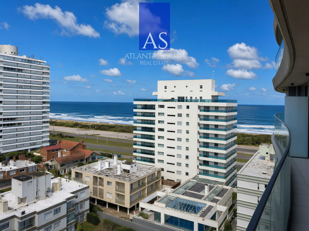 Apartamento ID.5221 - Apartamento casi a estrenar con vista al mar 2 Dormitorios Playa Brava - Punta del Este