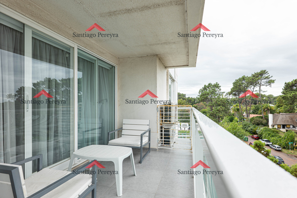 Apartamento ID.16908 - Apartamento en Venta, 1 Dormitorio, Punta del Este- Roosevelt