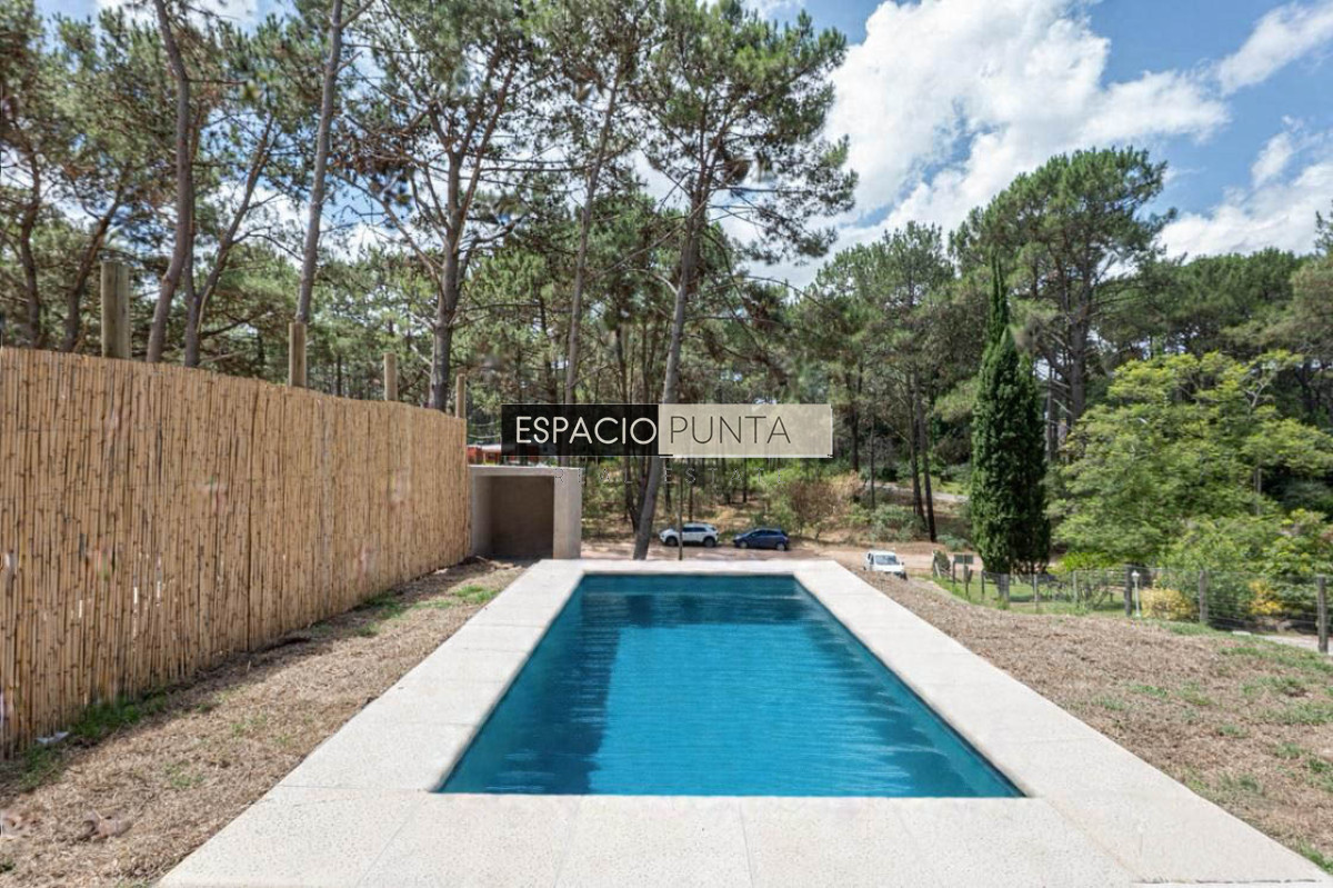 Casa ID.4644 - Casa En Venta a Estrenar - Maldonado - Club del Lago - Punta del Este