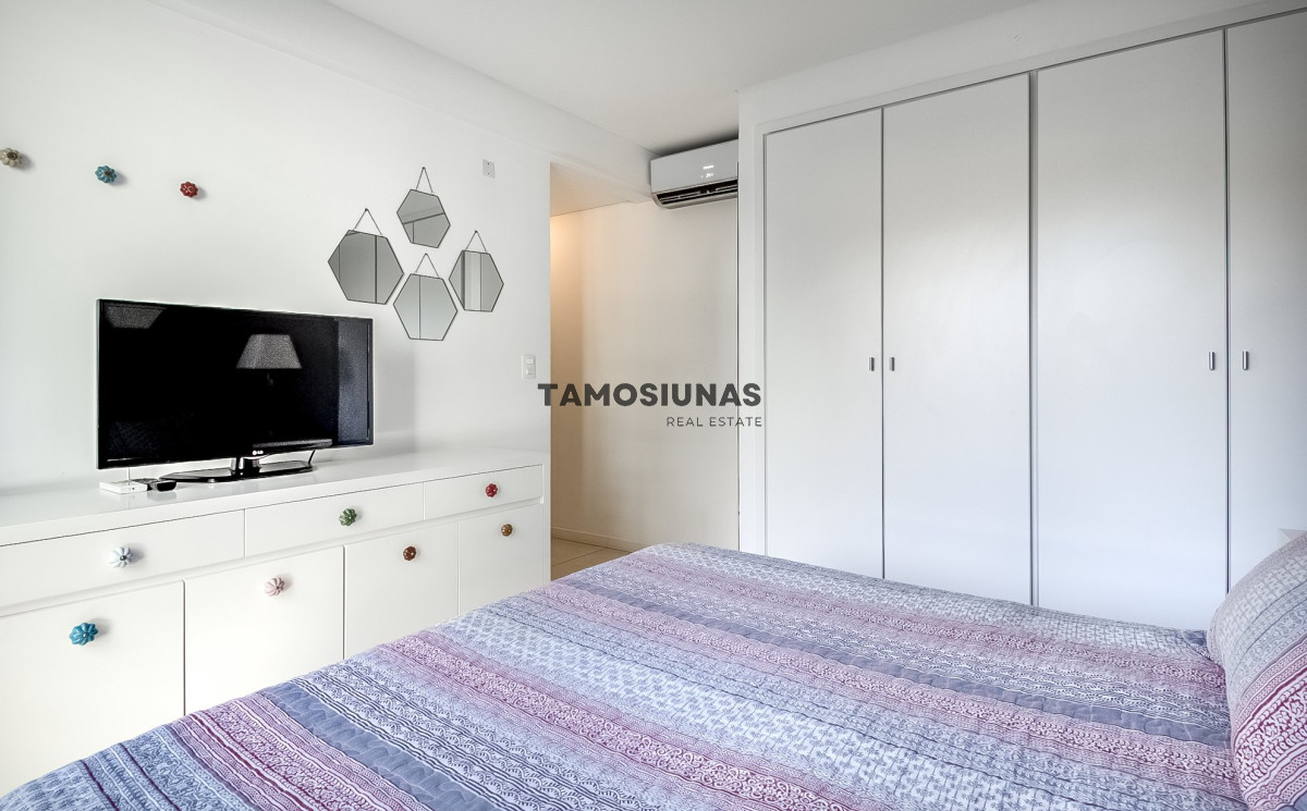 Apartamento ID.644 - Apartamento en Venta de 3 Dormitorios - Punta del Este - Playa Mansa 