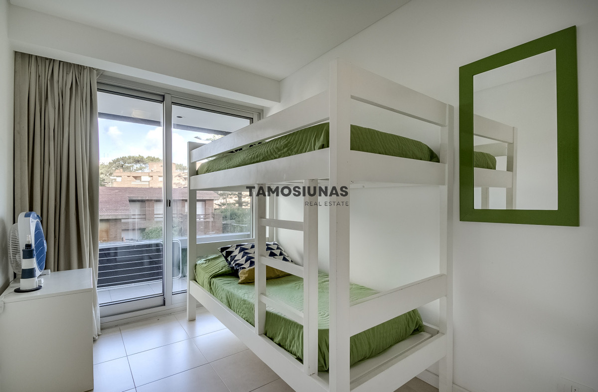 Apartamento ID.644 - Apartamento en Venta de 3 Dormitorios - Punta del Este - Playa Mansa 