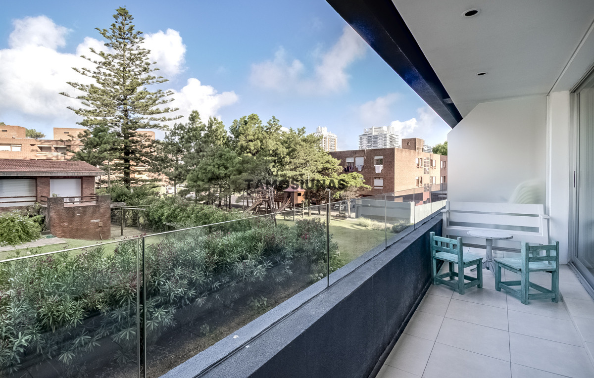 Apartamento ID.644 - Apartamento en Venta de 3 Dormitorios - Punta del Este - Playa Mansa 