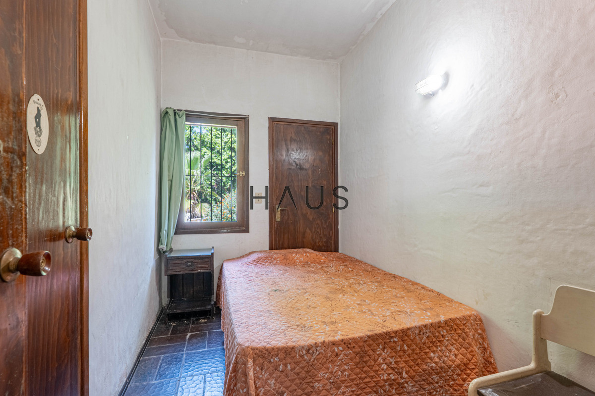 Casa ID.981 - Casa en Venta, 5 Dormitorios - Punta del Este -  Playa Mansa