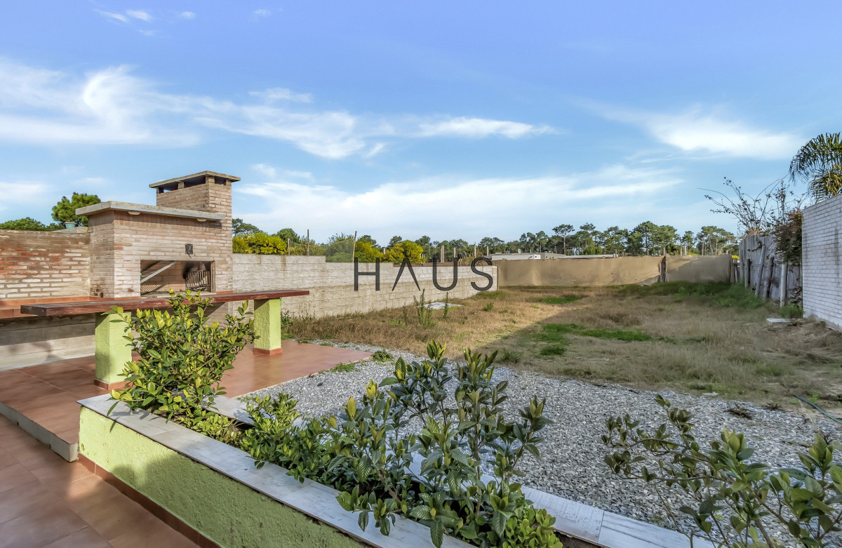 Casa ID.627 - Casa PH en Venta  3 Dormitorios en Parque Burnett