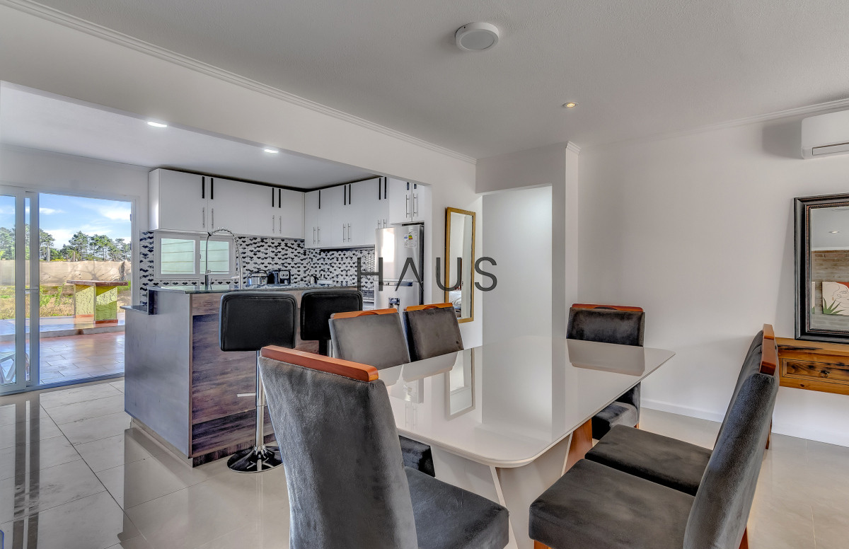 Casa ID.627 - Casa PH en Venta  3 Dormitorios en Parque Burnett