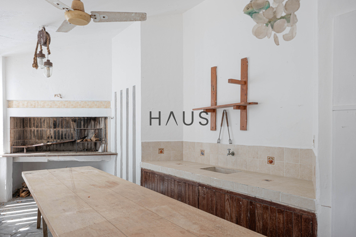 Casa ID.981 - Casa en Venta, 5 Dormitorios - Punta del Este -  Playa Mansa