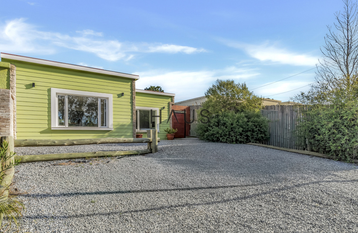 Casa ID.627 - Casa PH en Venta  3 Dormitorios en Parque Burnett