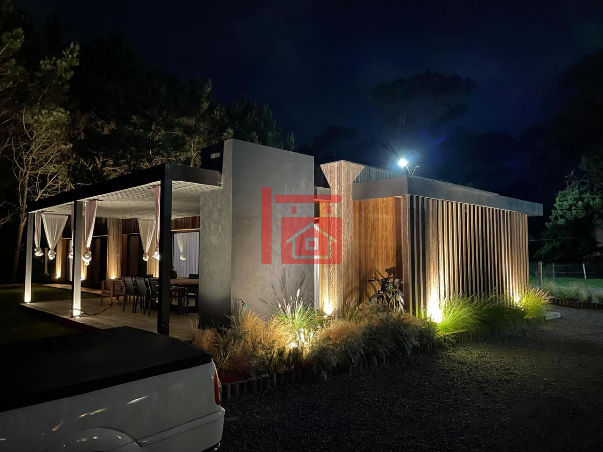 Casa ID.1000 - Alquiler de Casa 3 Dormitorios en barrio Privado - Las Magnolias - San Rafael - Punta del Este 