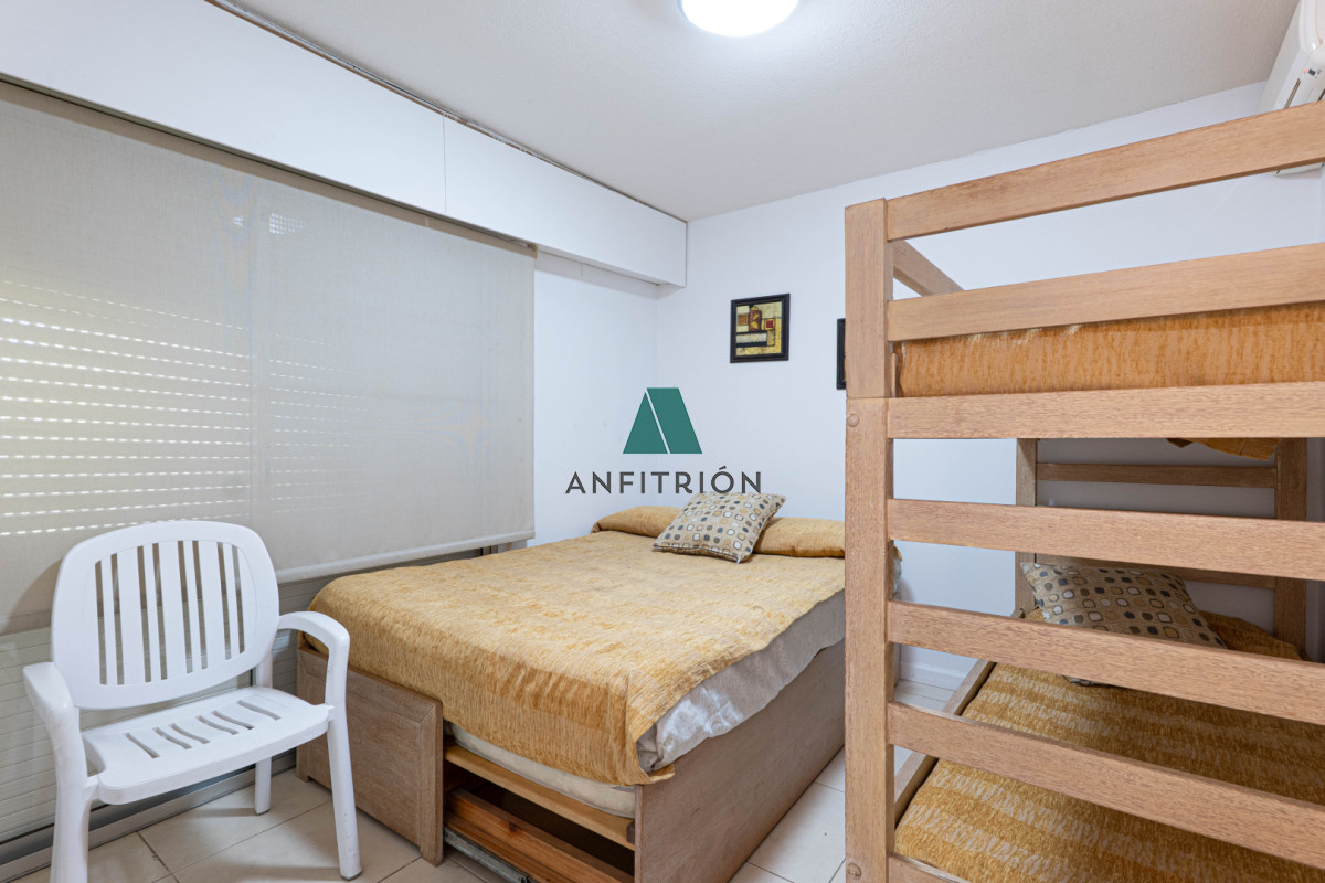Apartamento ID.374 - Apartamento en Venta 3 Dormitorios - Patio y Prrillero de uso exclusivo - Punta del Este - Playa Mansa