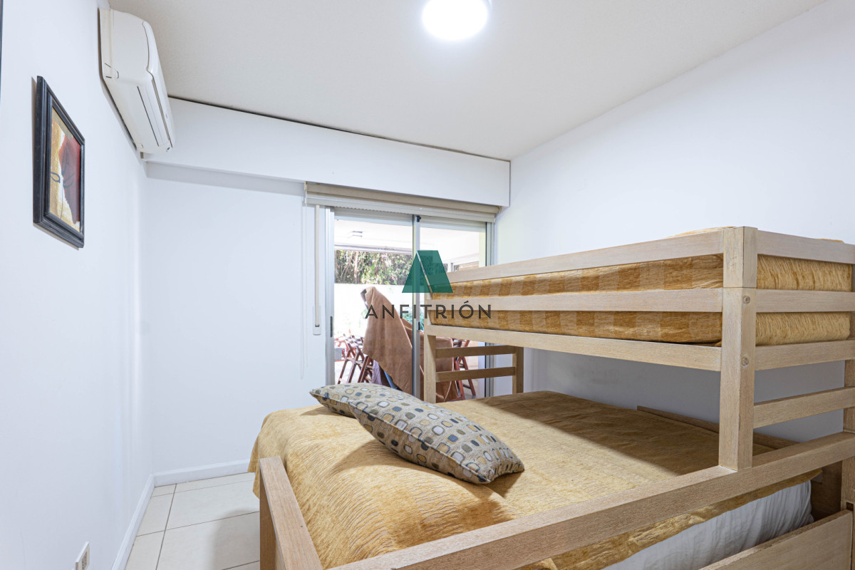 Apartamento ID.374 - Apartamento en Venta 3 Dormitorios - Patio y Prrillero de uso exclusivo - Punta del Este - Playa Mansa