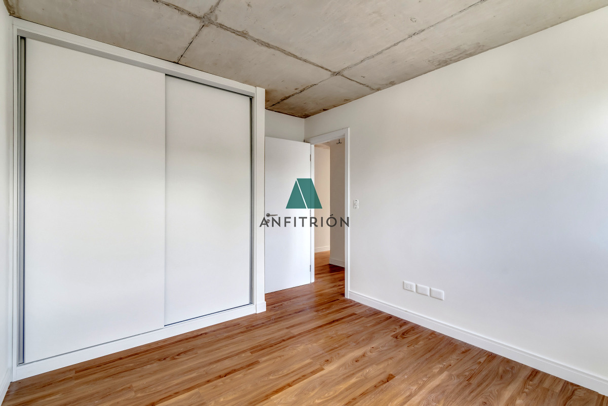 Apartamento ID.224 - Apartamento 2 Dormitorios a 200 metros del Mar, Playa Mansa, Punta del Este 