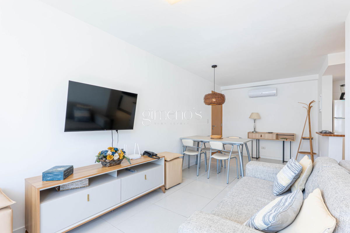 Apartamento ID.677 - Apartamento en Alquiler, 1 Dormitorio - Roosevelt- Punta del Este