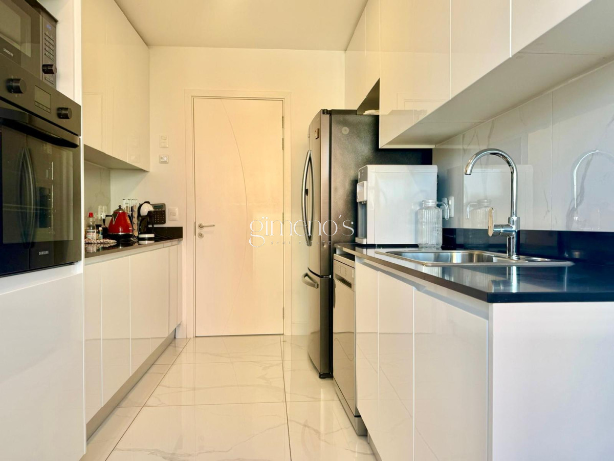 Apartamento ID.274 - Apatamento 4 Dormitorios, Mansa - Punta del Este