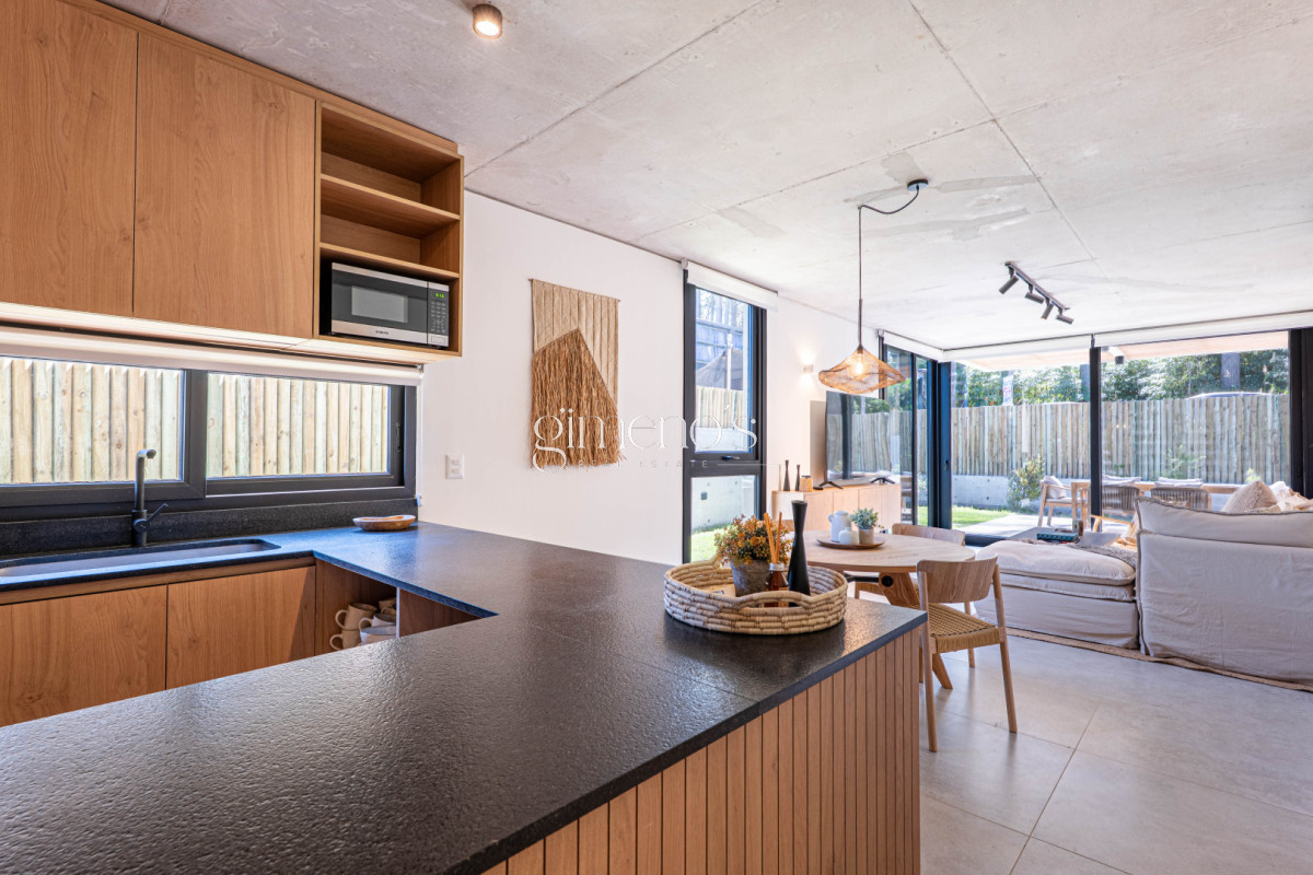 Apartamento ID.1144 - Apartamento en Venta, 2 Dormitorios, Jose Ignacio, La Juanita, Punta del Este