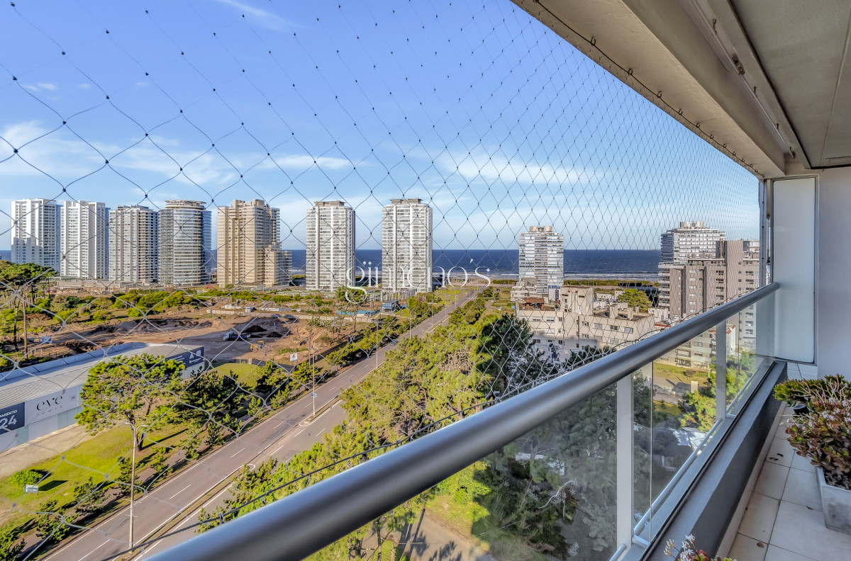 Apartamento ID.112 - Venta Apartamento 3 Dormitorios - Punta del Este - Playa Brava 