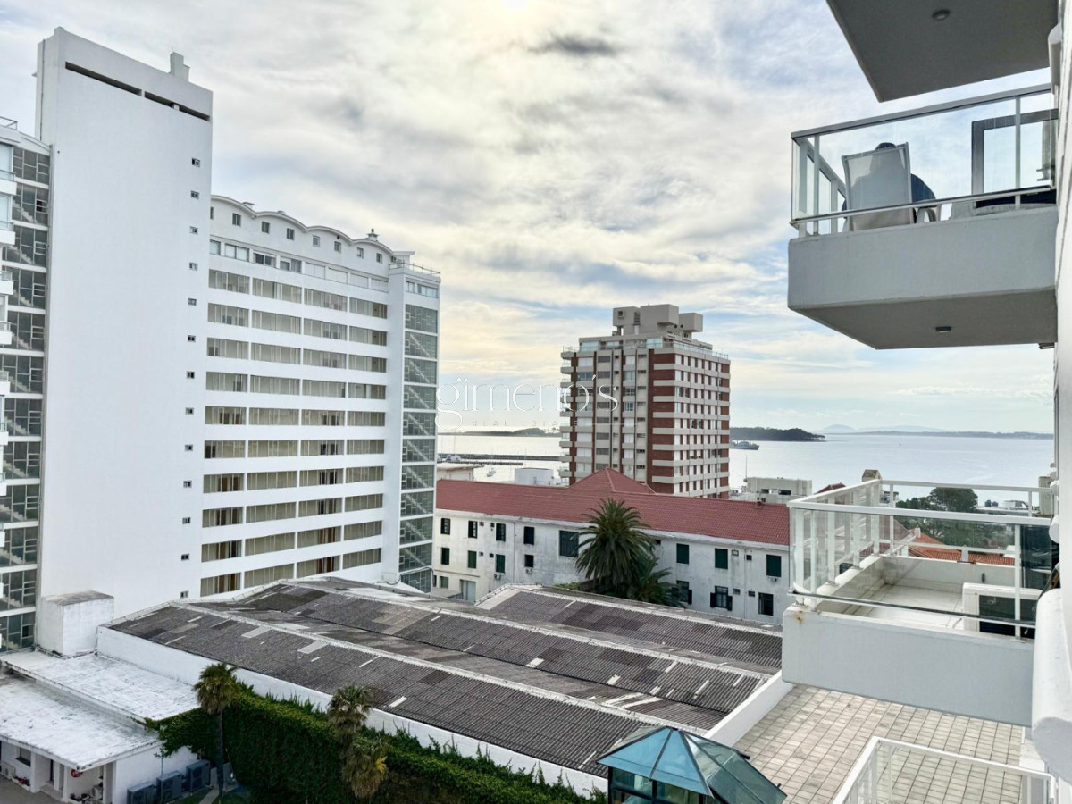 Apartamento ID.506 - Apartamento en Alquiler Anual - Peninsula - Punta del Este 